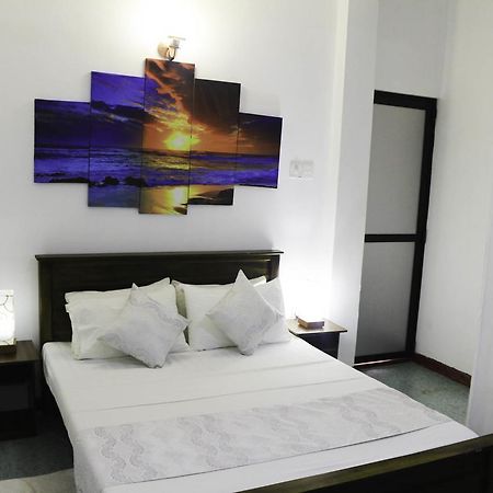Yoho Travellers Residence Kandy Extérieur photo