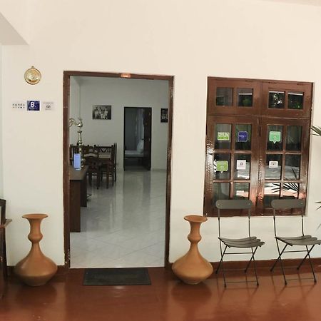 Yoho Travellers Residence Kandy Extérieur photo