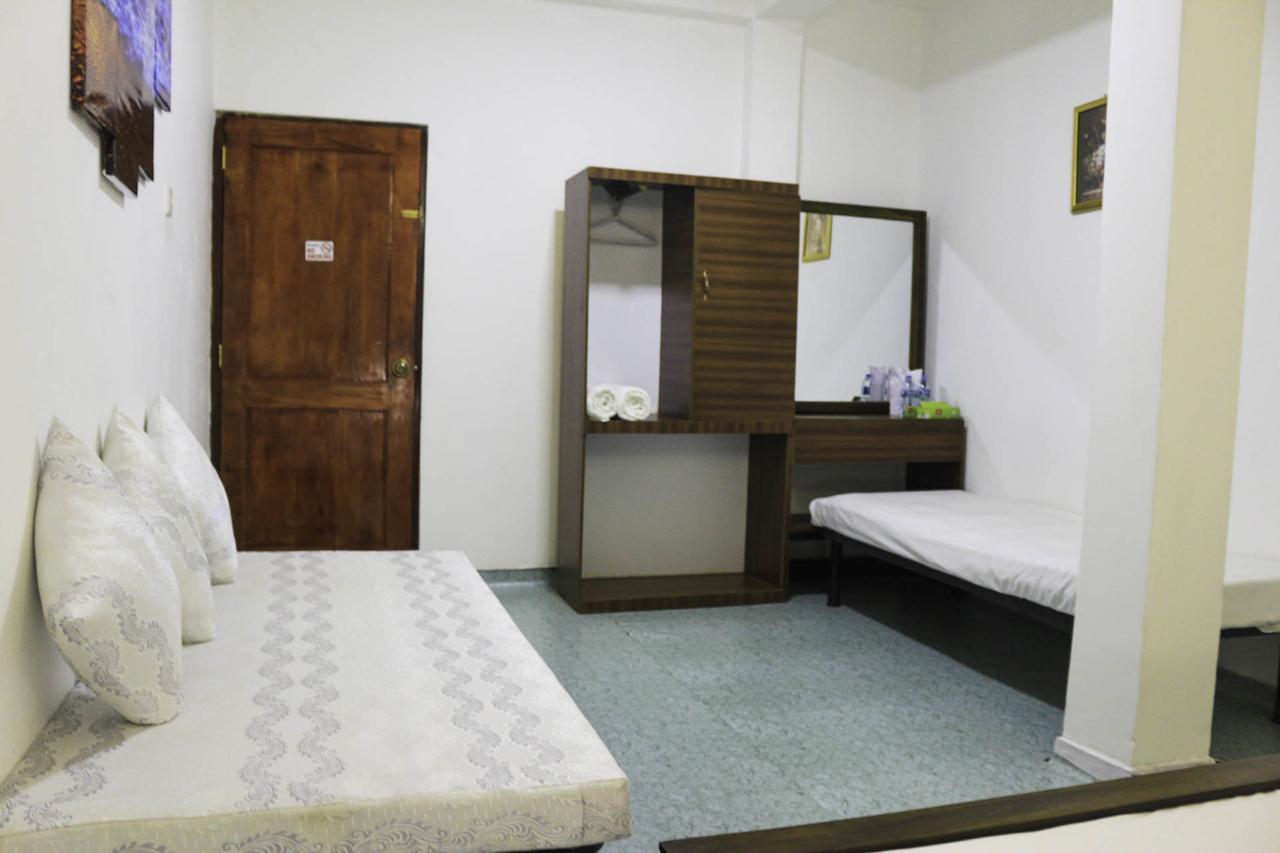 Yoho Travellers Residence Kandy Extérieur photo