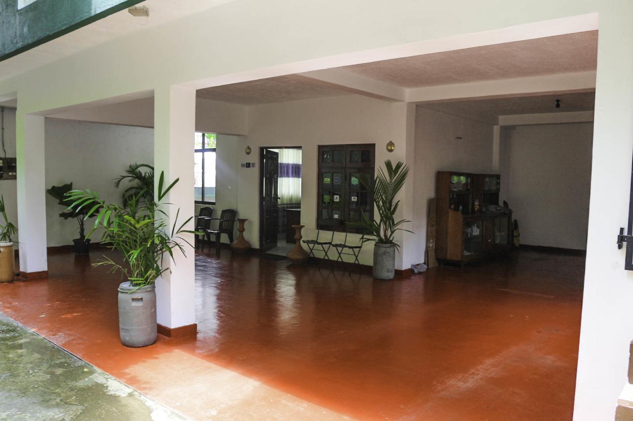 Yoho Travellers Residence Kandy Extérieur photo