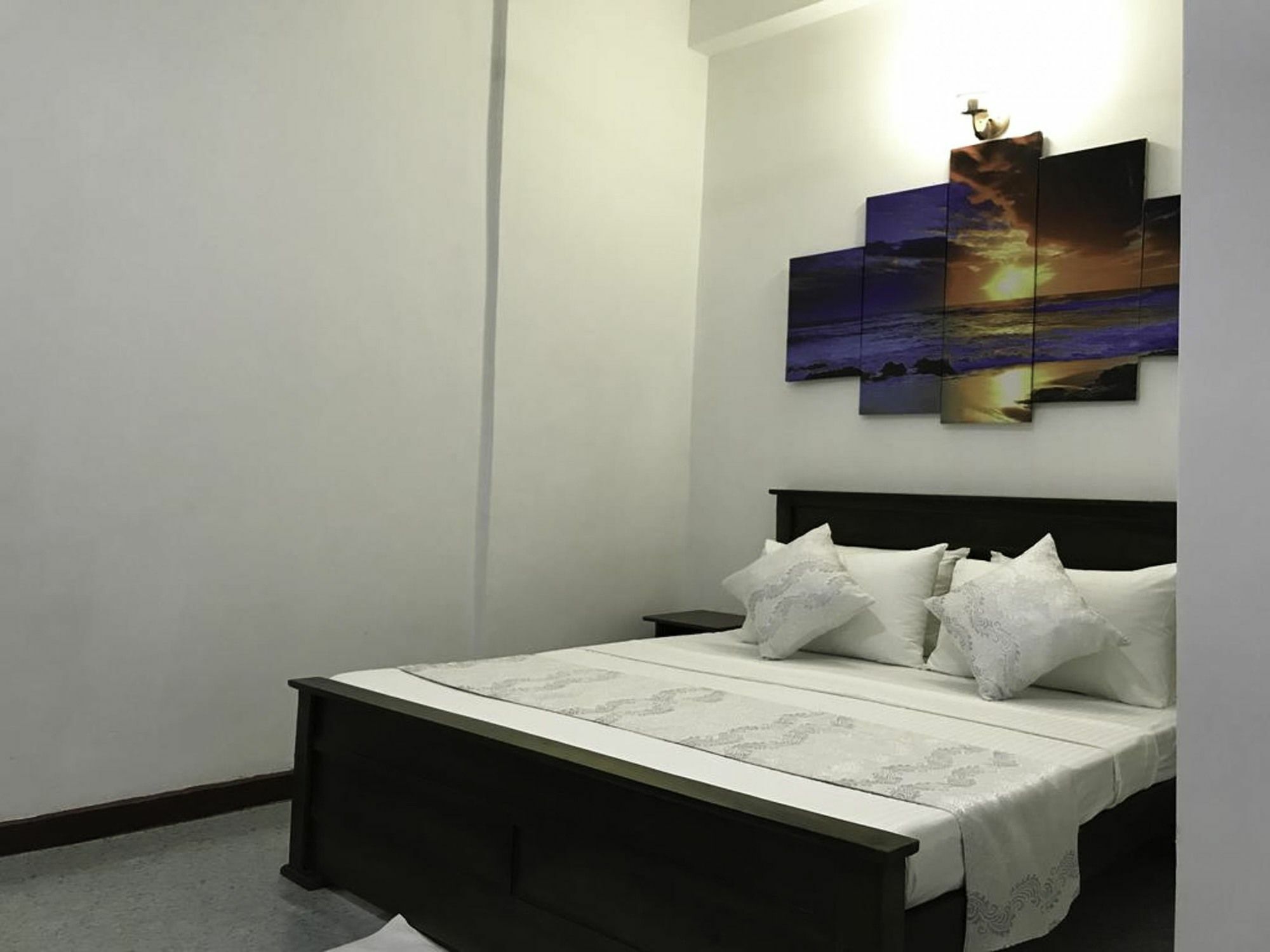 Yoho Travellers Residence Kandy Extérieur photo