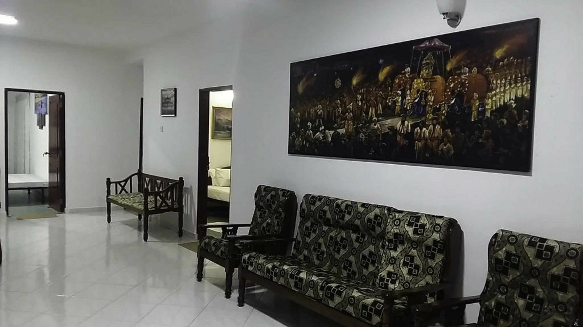 Yoho Travellers Residence Kandy Extérieur photo
